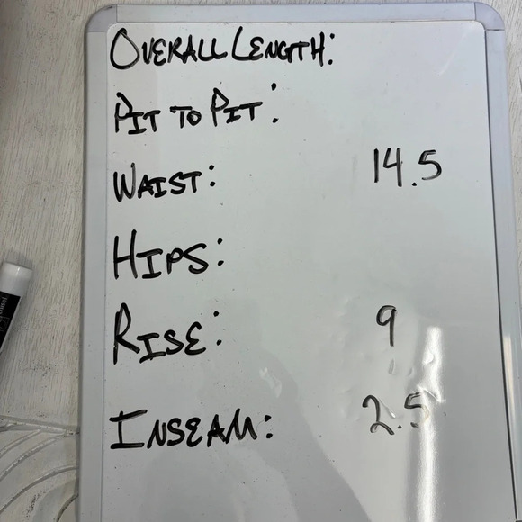 NIKE MID-RISE MESH-PANELED SHORTS black fn3336-010 L - Picture 9 of 10